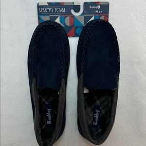 NWT Wembley Blue Suede Men's Moccasin Slippers Size M 8-9